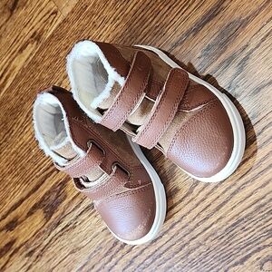 UGG Brown Toddler Boots Size 6